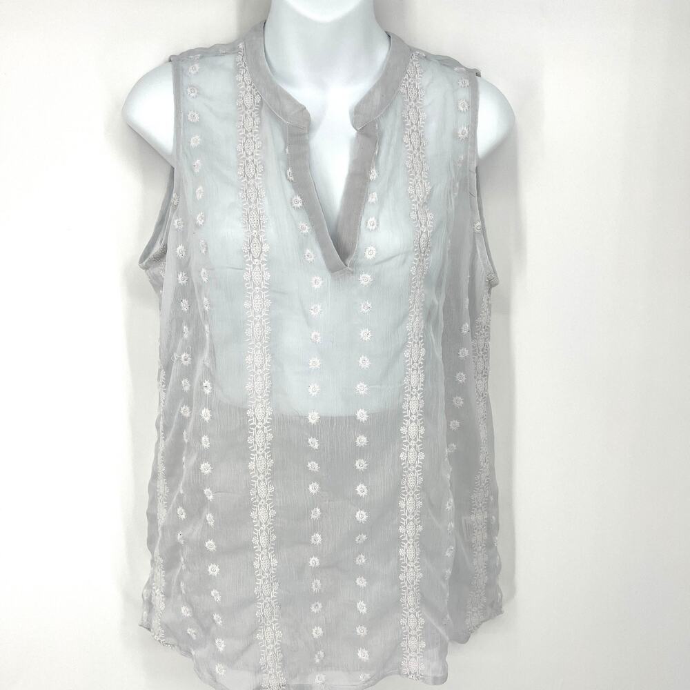 Olive & Oak Womens Sleeveless Sheer Gray Embroidered V Neck Boho Blouse Size M